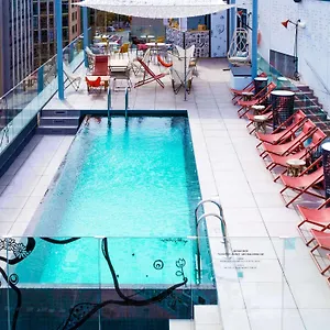 ** Otel Ibis Styles Bogatell İspanya